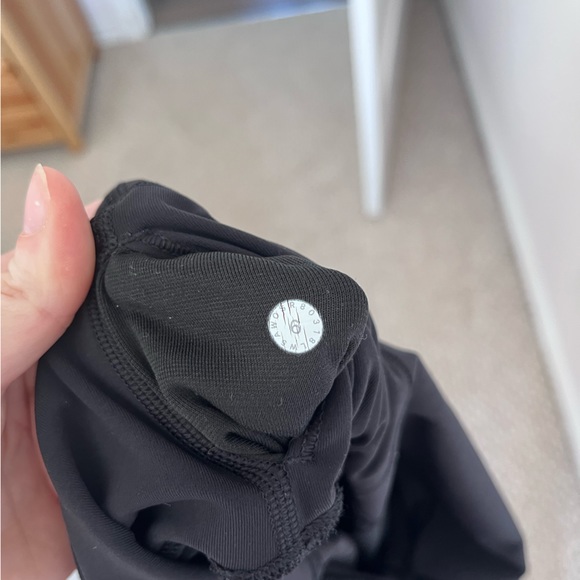 Wunder Under High Rise Leggings - Picture 4 of 4